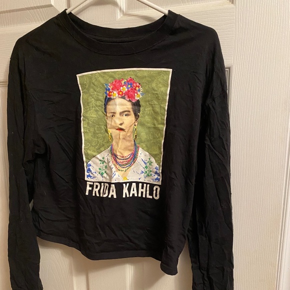 "Frida Kahlo" graphic print long sleeve cropped tee - size M - Picture 1 of 3